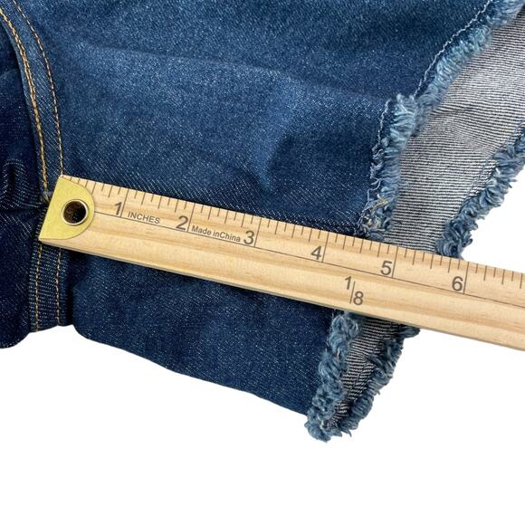 Levis Womens Jean Shorts Sz 18 Hertitage High Rise 5" Shorts Super Stretch Denim - Picture 10 of 12